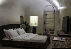 Others 3 Exi Castle Suites