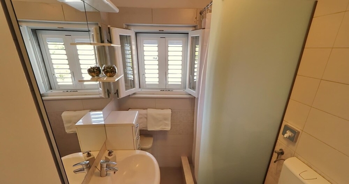 Others Villa Ivana - Three-bedroom Villa With Private Pool ID Direct Booker 986