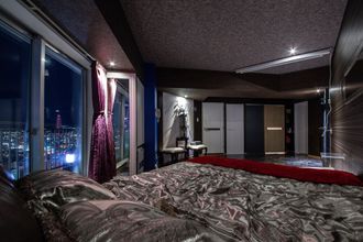 Khác 4 METEOR SHOWER