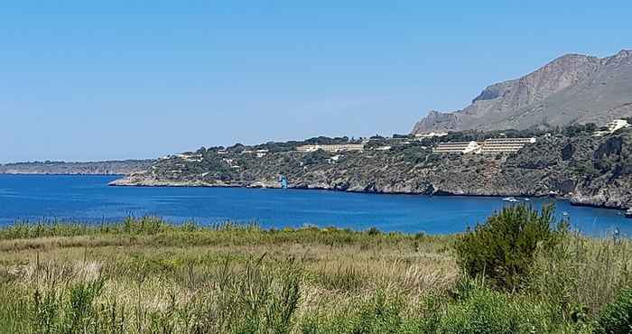 Others Margherita's Nest by the sea With Birds Song