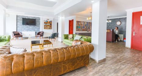 기타 2 İznik Otel