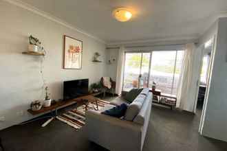 Lainnya 4 Cosy 1 Bedroom Apartment in Trendy Mount Lawley