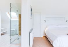 Lainnya 3 Greystones