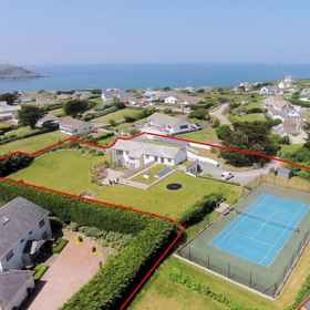 Primary image 1 Downalong, Deviock Hotels