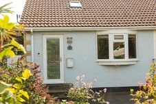 Lain-lain Tillys Cottage