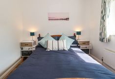 Lain-lain 5 Tillys Cottage