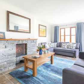 Primary image 1 Lundy Cottage, Deviock Hotels