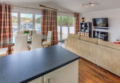 Lain-lain 4 The Warren D7