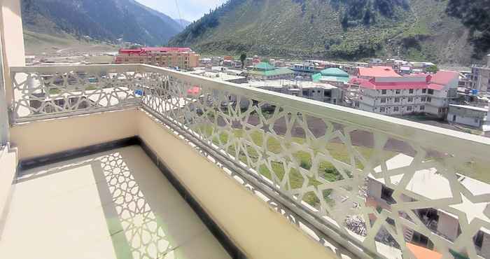 Others Jumeirah Gold Naran