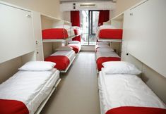 Lainnya 6 City Express Hostel