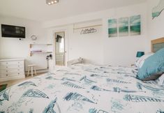 Others 4 Fistral Drift