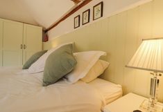 อื่นๆ 4 Oast Cottage