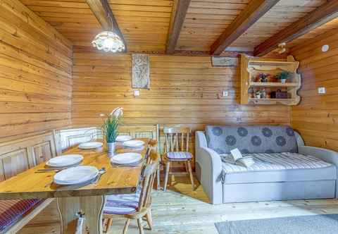 Others Chalet Snowflake IV 20m From Ski Trail