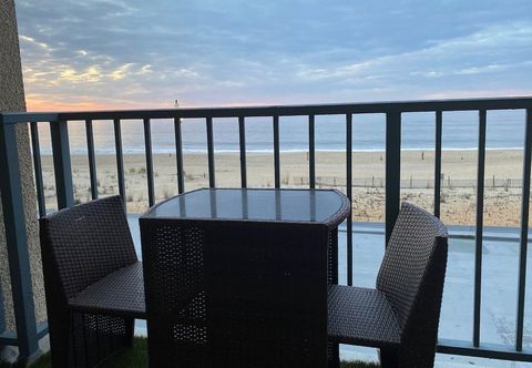 Lainnya Beachfront Star