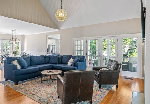 Lain-lain Happy Daze