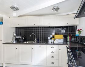 Lain-lain 4 Bre Cottage