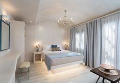 Others 4 THOUSAND STARS SUITES & ROOMS