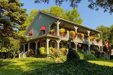 기타 WeatherPine Inn