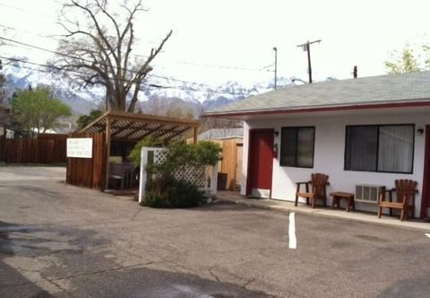 อื่นๆ Independence Courthouse Motel