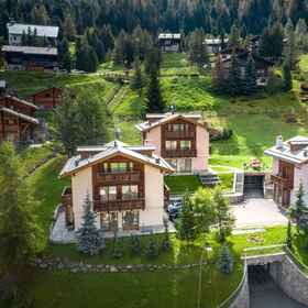 Primary image 1 Chalet Teola, Chiesa in Valmalenco Hotels