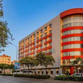 Primary image1伊茲密爾溫德姆華美達廣場飯店,D.E.Ü. Tınaztepe Campus飯店