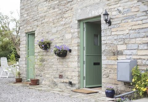 Khác Withy Cottages