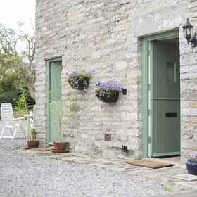 Primary image1Withy Cottages,The Ilchester Arms飯店