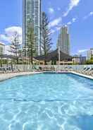 Imej utama Surfers Century Oceanside Apartments