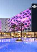 Ảnh chính Hard Rock Hotel Ibiza