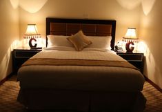Others 5 Caravan Hotel