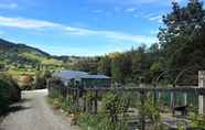 อื่นๆ 7 Terraced Chalets