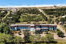 Others Chateau Westport Resort