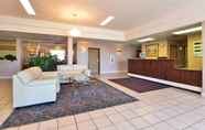 Others 4 Econo Lodge Inn & Suites