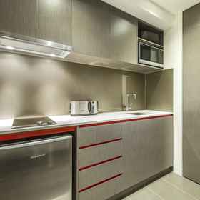 Room1Corporate Living Accommodation Abbotsford,曼宁汉姆公寓