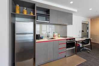 Lain-lain 4 Corporate Living Accommodation Abbotsford