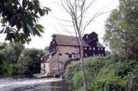 Khác Three Horseshoes Inn