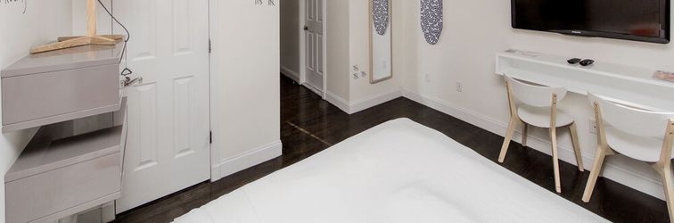 Lainnya East Village Hotel