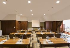 其他 4 Taxim Express