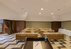 其他 3 Taxim Express