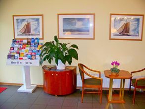 Lainnya 4 Hotel Amadeus Central