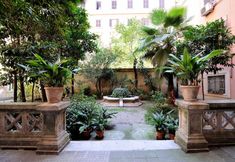 Lainnya 3 White Vatican