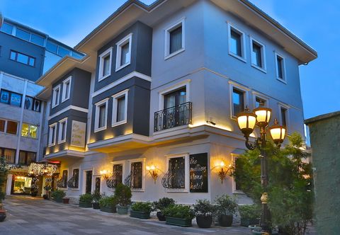 Others The Million Stone Hotel - Special Class