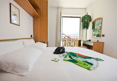 Others 7 Hotel Martinelli