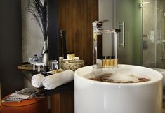 Lain-lain 5 Duo Galata