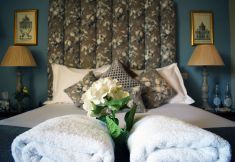 Others 6 The Windsor Townhouse