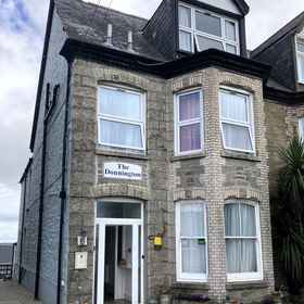 Primary image1唐寧頓旅館,Deviock飯店