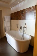 Lain-lain 4 The Finchs Arms