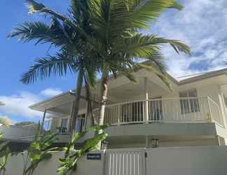 Others 2 Noosa River Palms