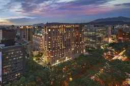 Mandarin Oriental, Taipei, 16.641.503 VND