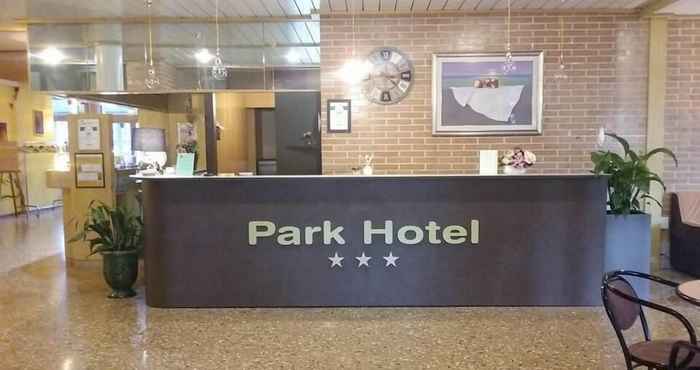 Lain-lain Park Hotel